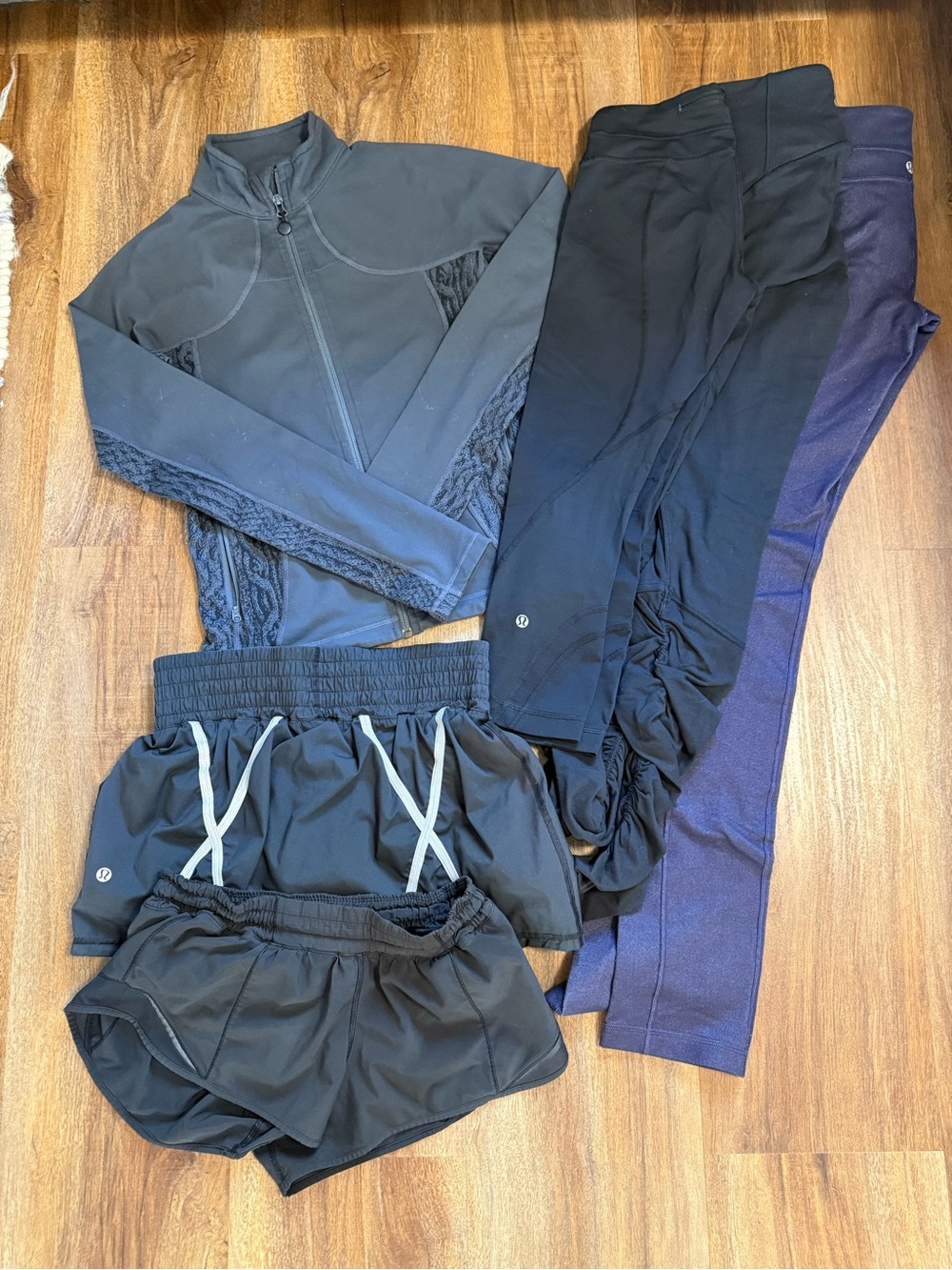 lululemon athletica Kids Black and Navy Leggings & Shorts Bundle ( all size 4 )